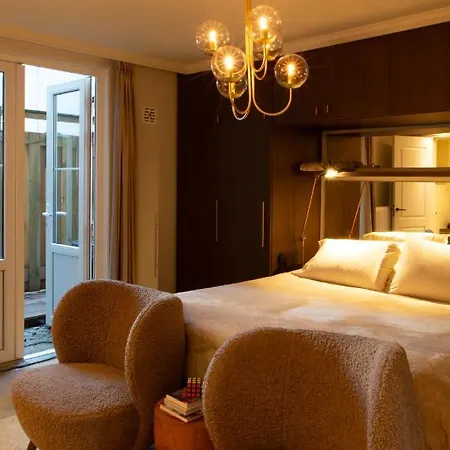 Midtown Pensjonat 3*